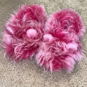 Toddler uggs Size 4/5